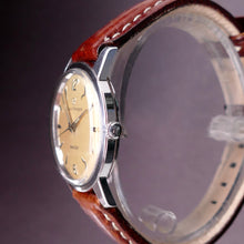 Load image into Gallery viewer, Signed Crown View Girard-Perregaux Sea Hawk Vintage Men&#39;s Watch